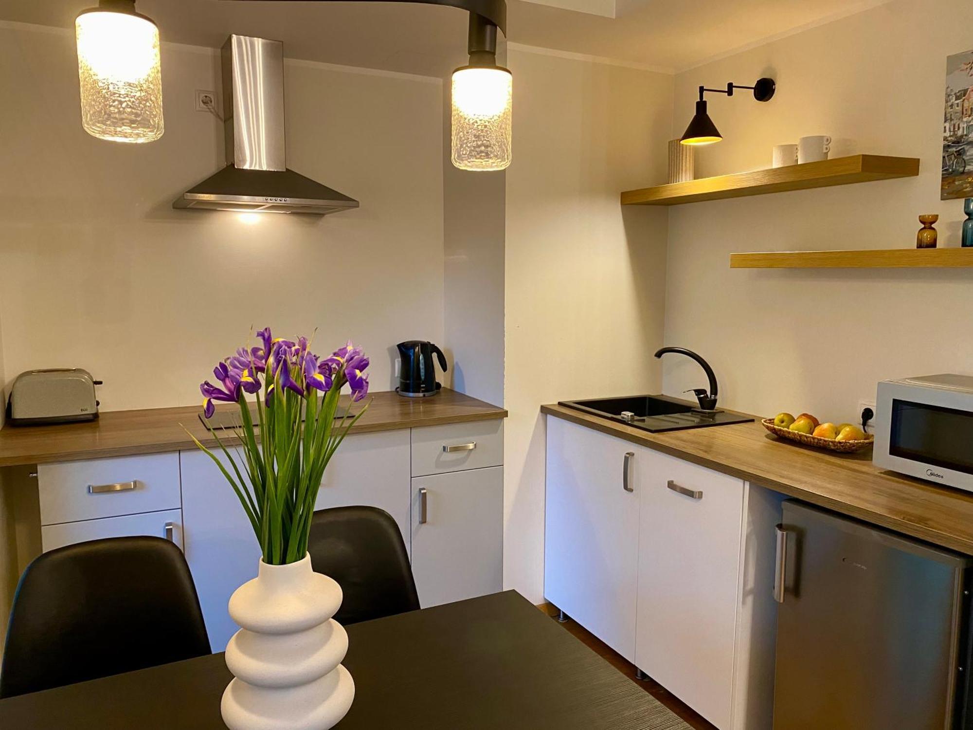 Cozy Residence Apartment - Tallinn City Center Bagian luar foto